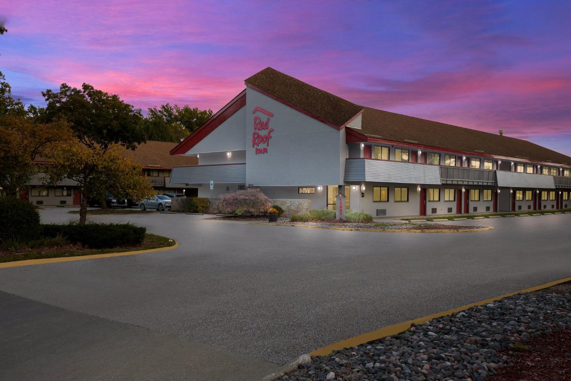 Red Roof Inn Cleveland - Westlake Exterior foto